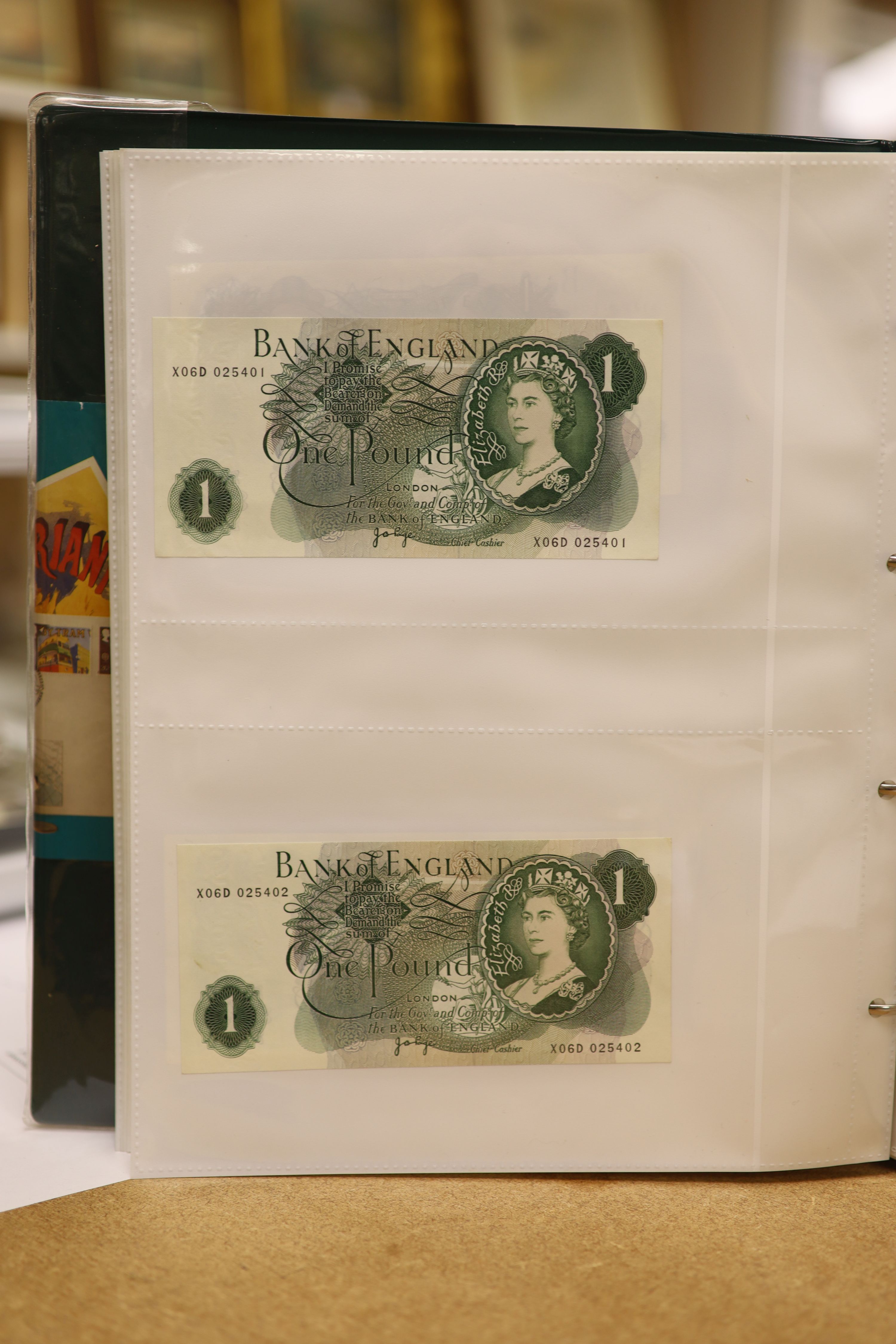 A collection of Bank of England and Scottish banknotes to include: 21 QEII 10 shillings, 14 O'Brien and Beale 10 shillings, 1 Peppiatt 10 shillings, 4 Hallam one pound notes, 18 O'Brien or Beale one pound notes, 8 Peppia